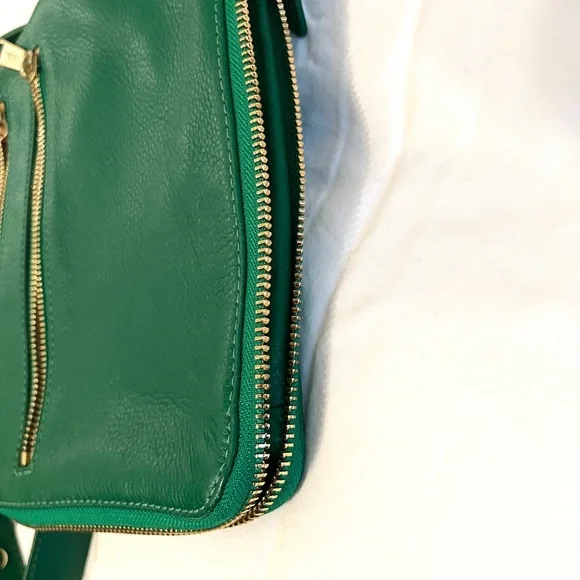 🌸Cole Haan Green Crossbody Purse 🤩 - Picture 7 of 8
